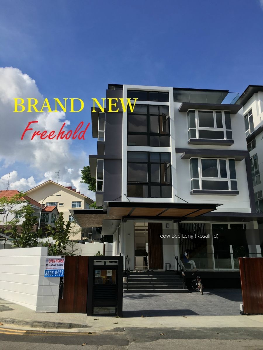 AROOZOO AVENUE thumbnail photo